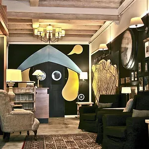 Bed & Breakfast Magpie Heritage - Hideaway, George Town